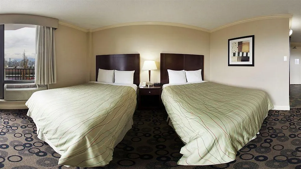 Park Inn & Suites By Radisson Vancouver Hotel