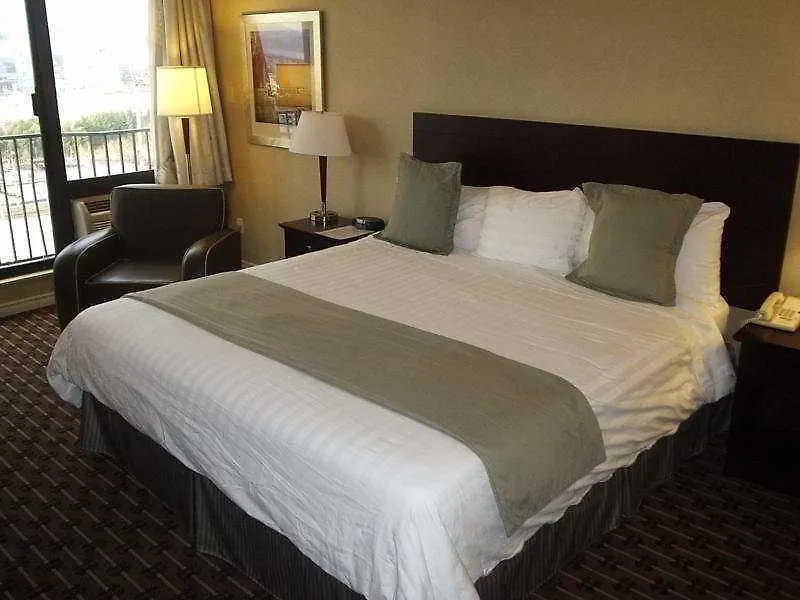 Park Inn & Suites By Radisson Vancouver Canada