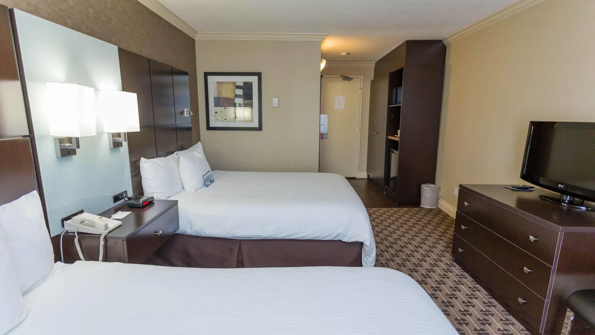 Park Inn & Suites By Radisson Vancouver