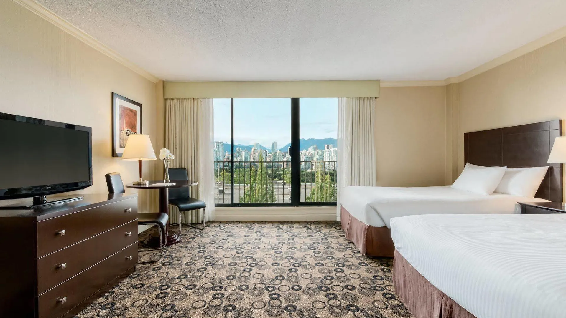 Park Inn & Suites By Radisson Vancouver Hotel